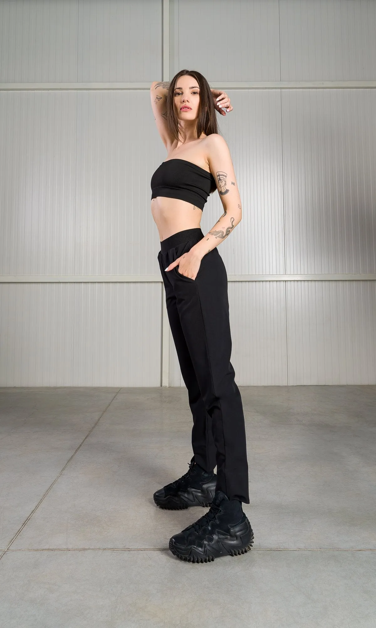 Cropped Pants with Front Slits