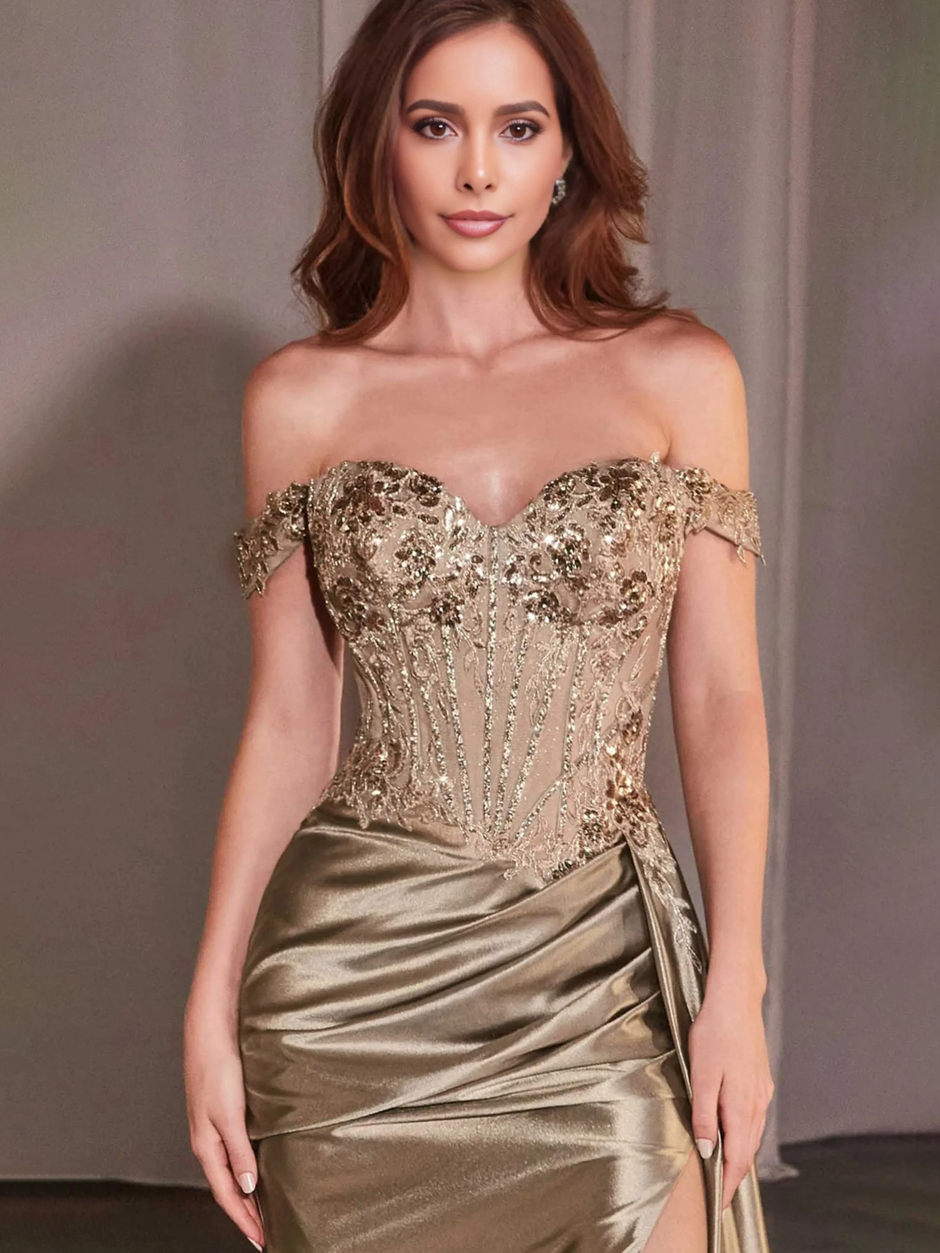 Mocha Prom Dress Off The Shoulder Sweetheart Sequins Appliqued Trumpet/Mermaid Prom Dress With Slit