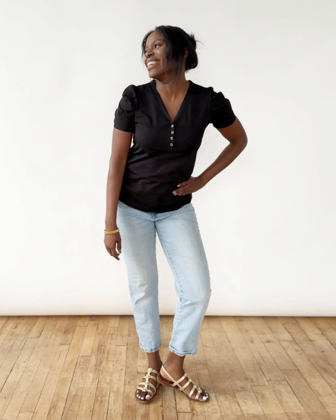 MONET henley top in Black