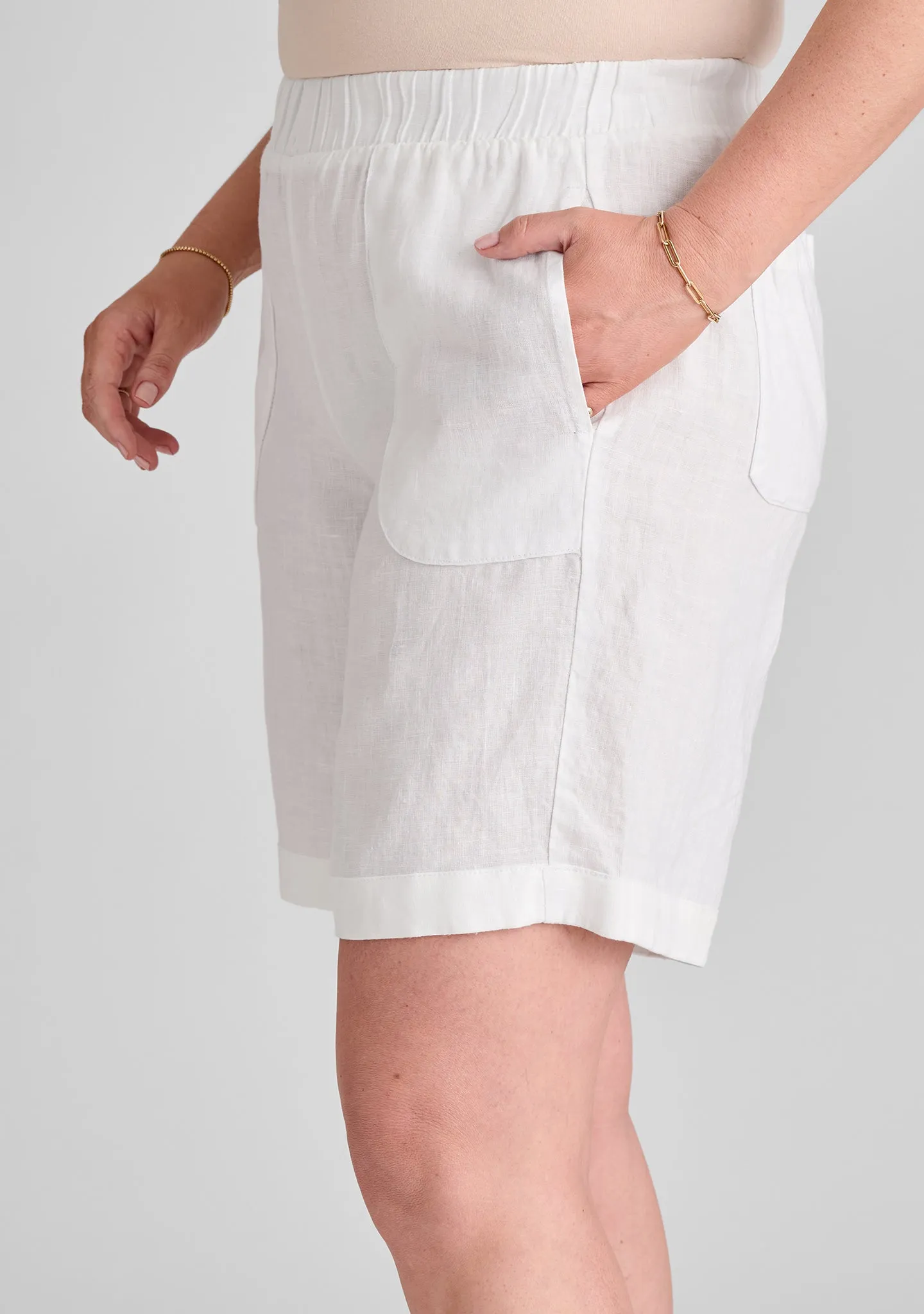 Shorty - Linen Shorts