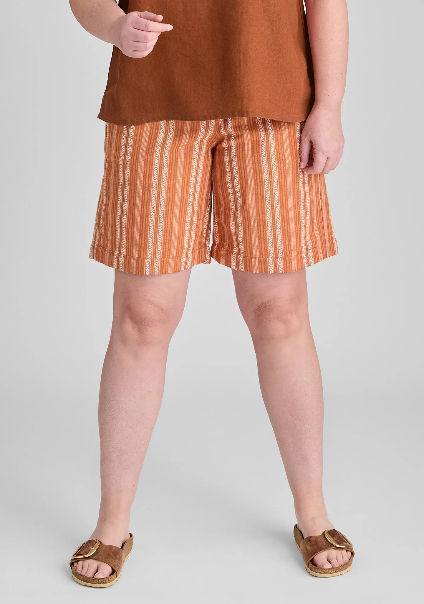 Shorty - Linen Shorts